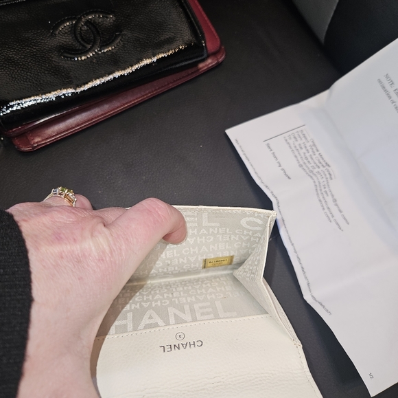 Authentic CHANEL half moon woc - Picture 3 of 6